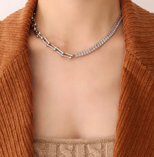 Baguette and Chain Necklace